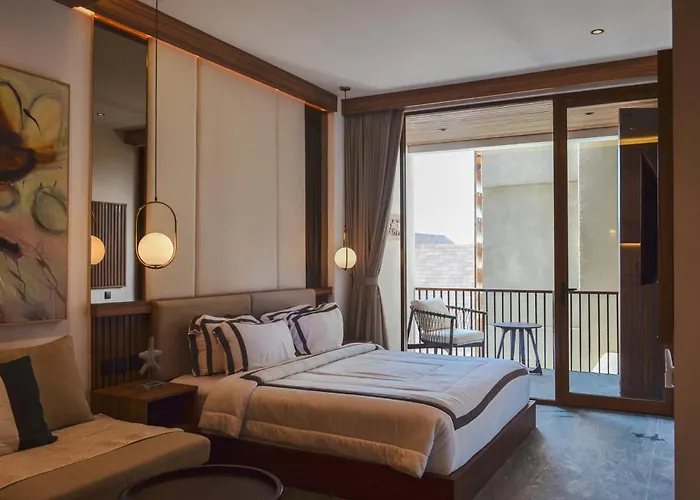 Kammora Living And 5* Canggu (Bali)
